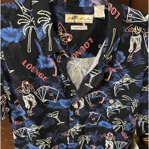 NWT men’s Joe Marlin Hawaiian shirt.